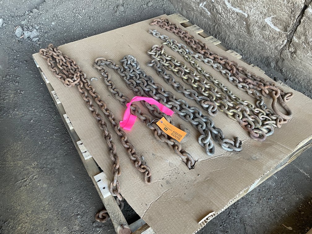 Pallet of Various Size Chain