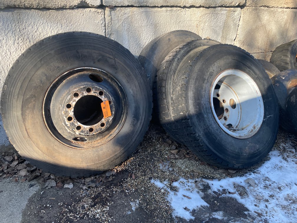 (5) Semi Truck Tires