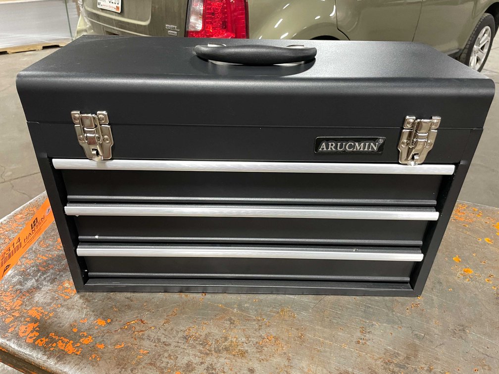 New 438 Piece Mechanics Tool Set In 3 Drawer Tool Box (CW)