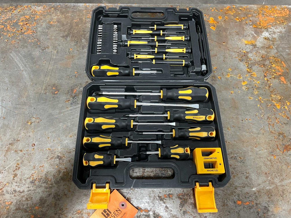 New 43 Piece Multifunctional Screwdriver Set (CW)