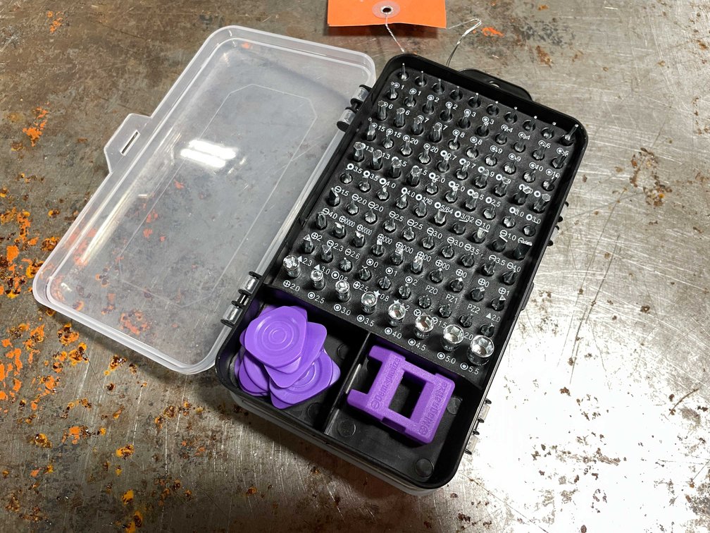 New 115 Piece Screwdriver Set (CW)
