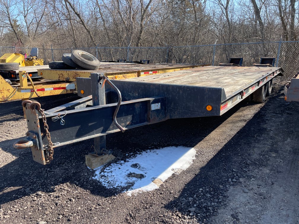 2004 Redi-Haul 12-Ton Tandem Axle Flatbed Equipment Trailer (Has WI Title)