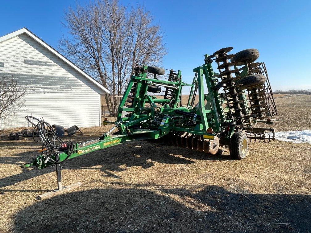 Great Plains Turbo-Max 2400TM Vertical Tillage Tool (One Owner)