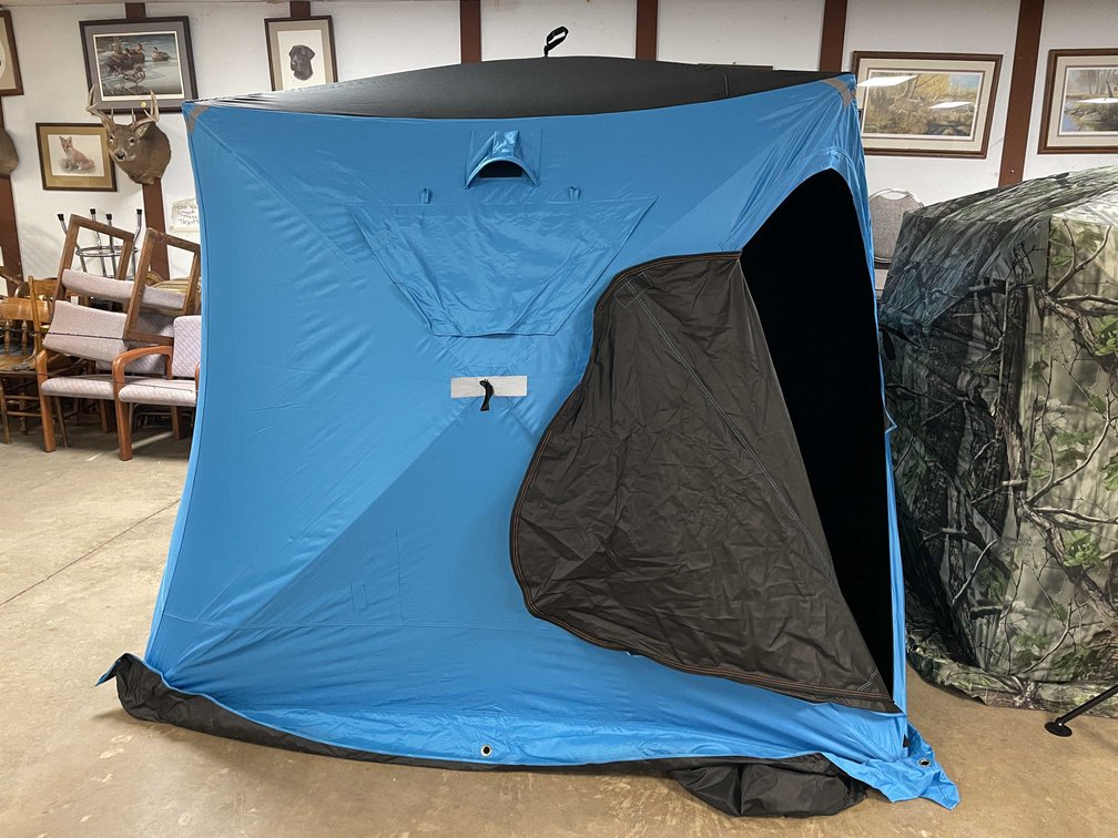 Nordic Legend 3-4 Man Pop-up Ice Fishing Shelter