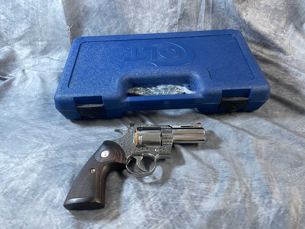 Colt  Python  357 Mag  Revolver, SN: PY283505