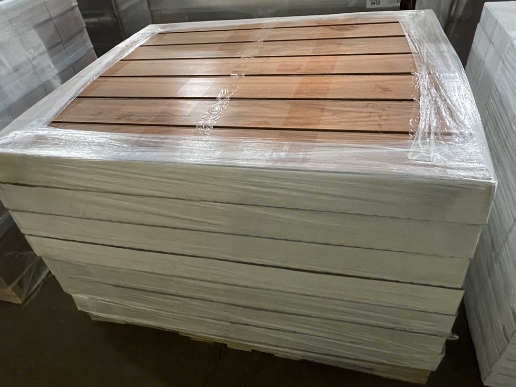 841.82 Sq. Ft. MOHAWK spbt1032 OUTLAST PARADISE JATOBA Click Planks (B)