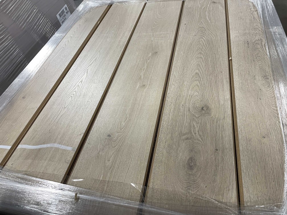 613.50 Sq. Ft. MOHAWK speu 1799 Click Planks (B)