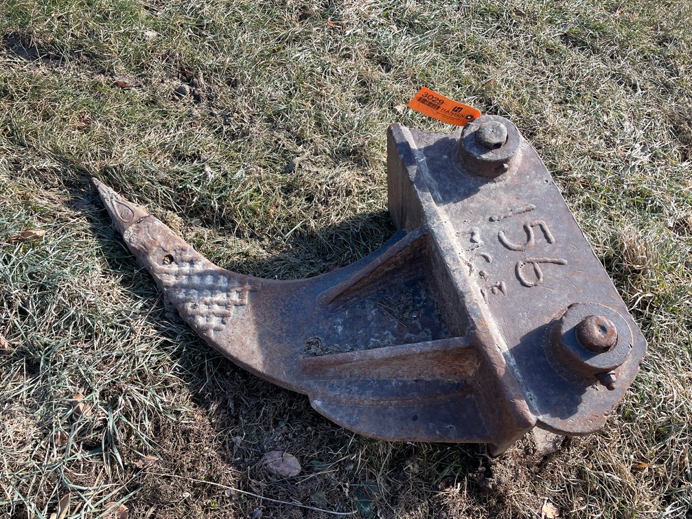 Excavator Frost Tooth