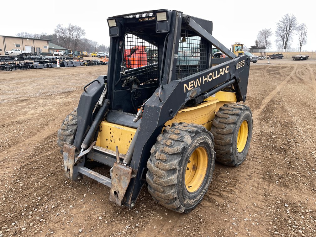 New Holland LX985 Skid Steer