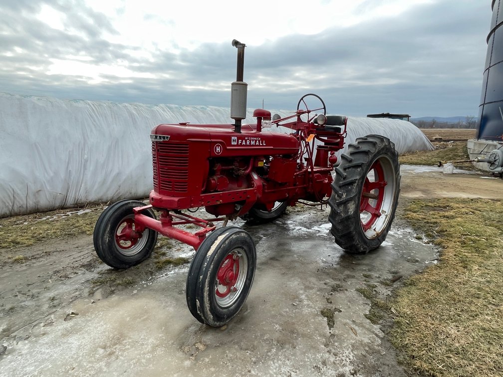 Farmall H Tractor