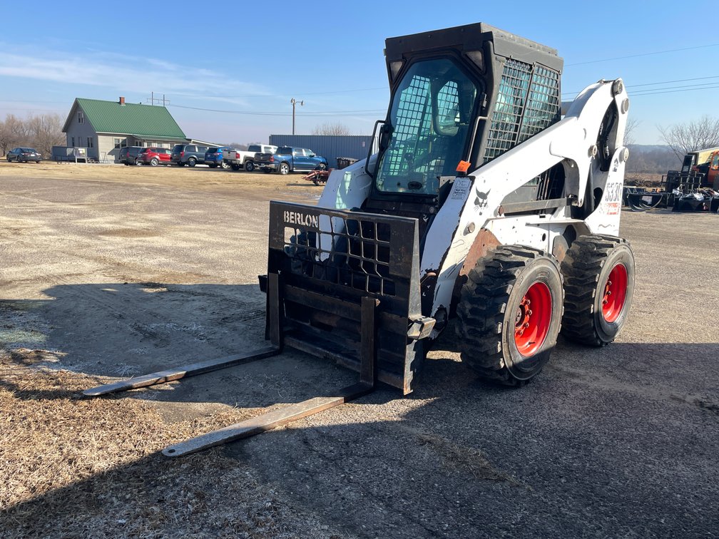 2008 S330 Bobcat Skid Steer