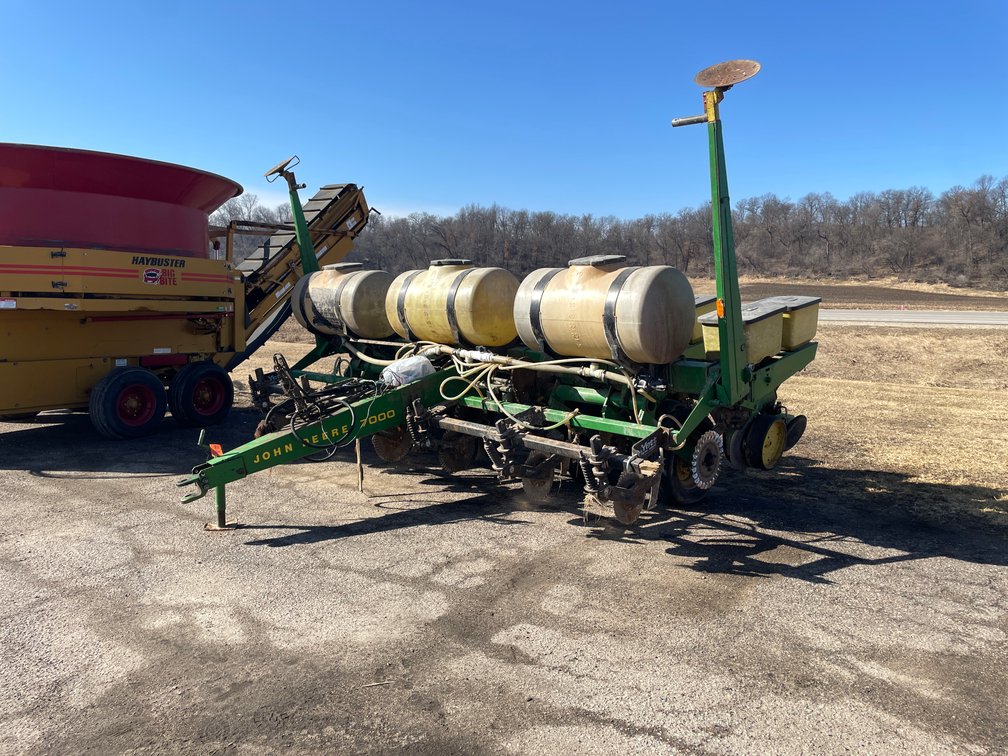 John Deere 7000 Corn Planter
