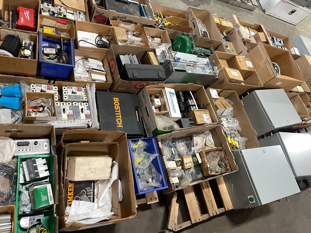 Assorted Electrical Parts (G)