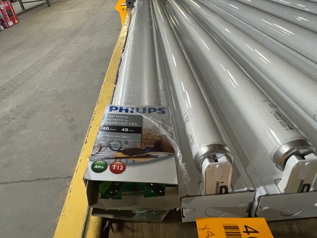 Fluorescent Light Fixtures (PR9)