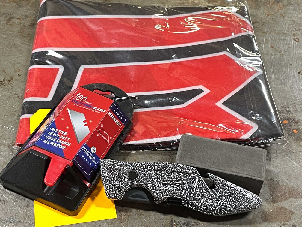 Milwaukee Fastback and Flag (PR20)