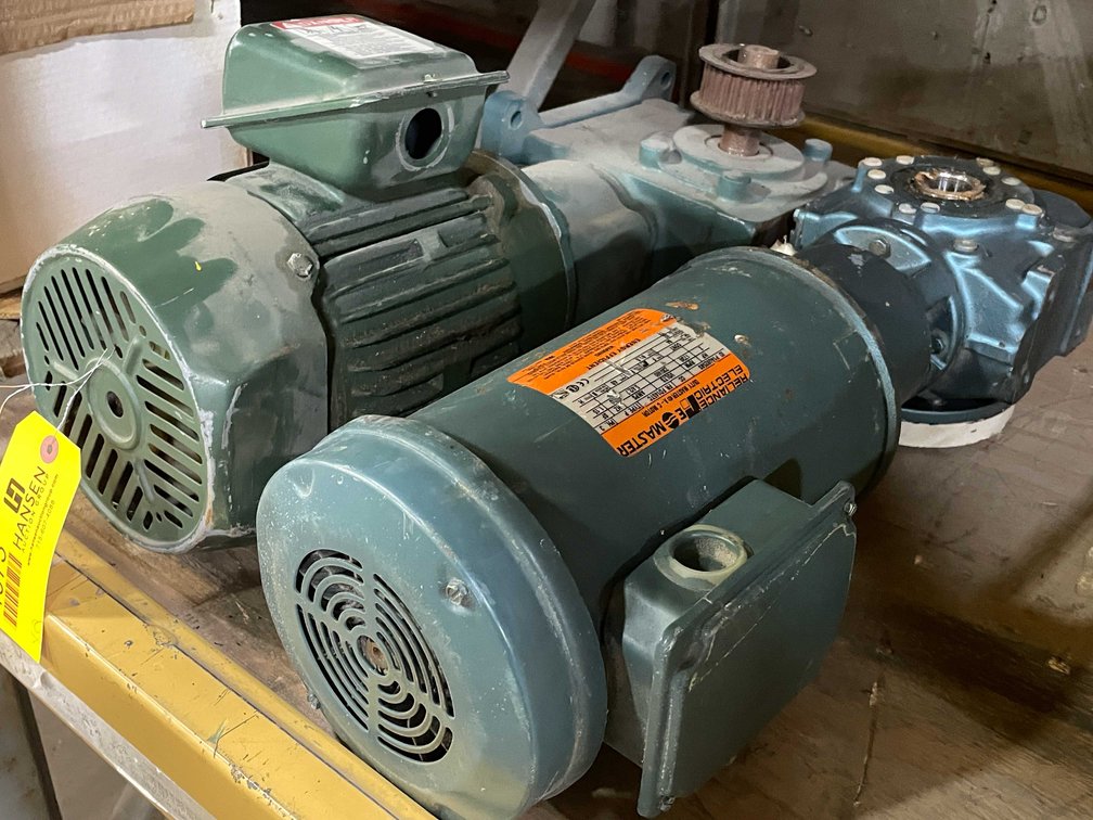 (2) Worm Gear Driver Motors (PR8)