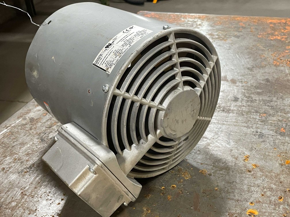 Motor Cooling Fan (PR8)