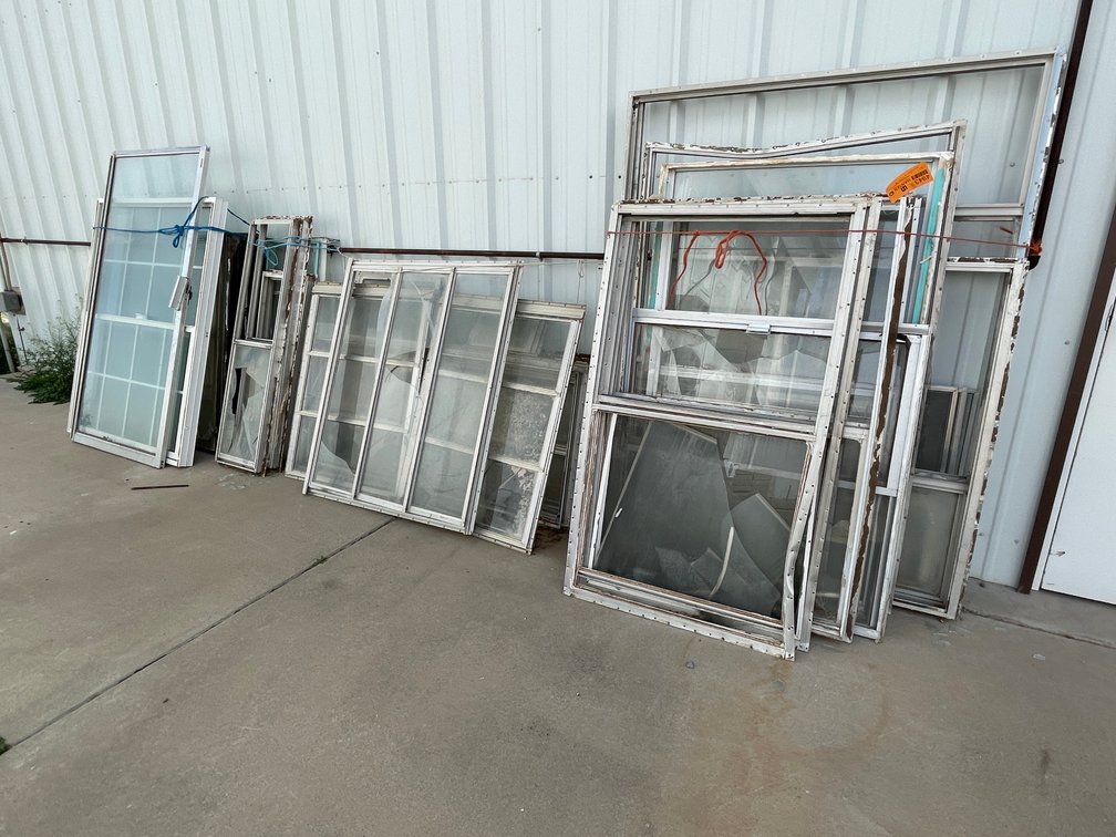 Lot of Windows and Panes