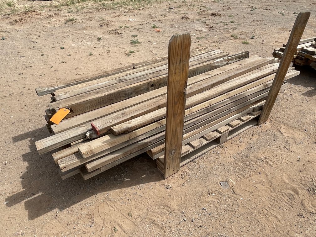 Pallet of Assorted Boards