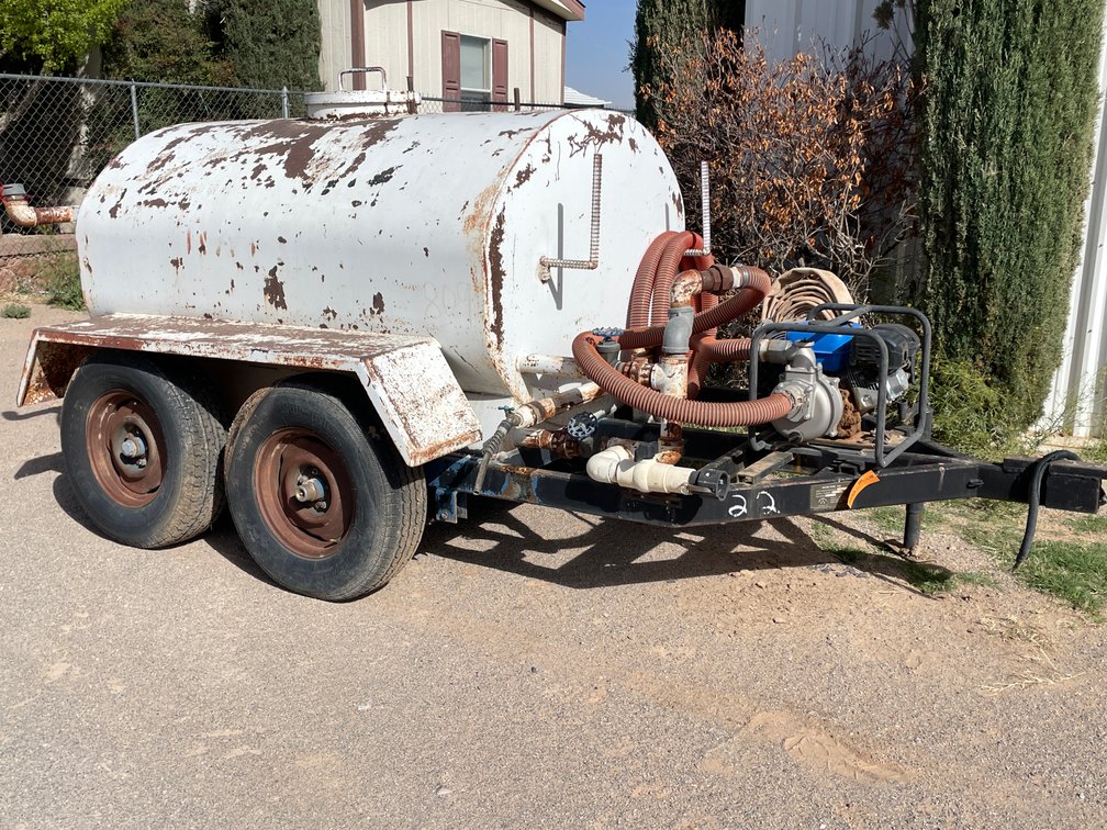 Water Trailer with Pump