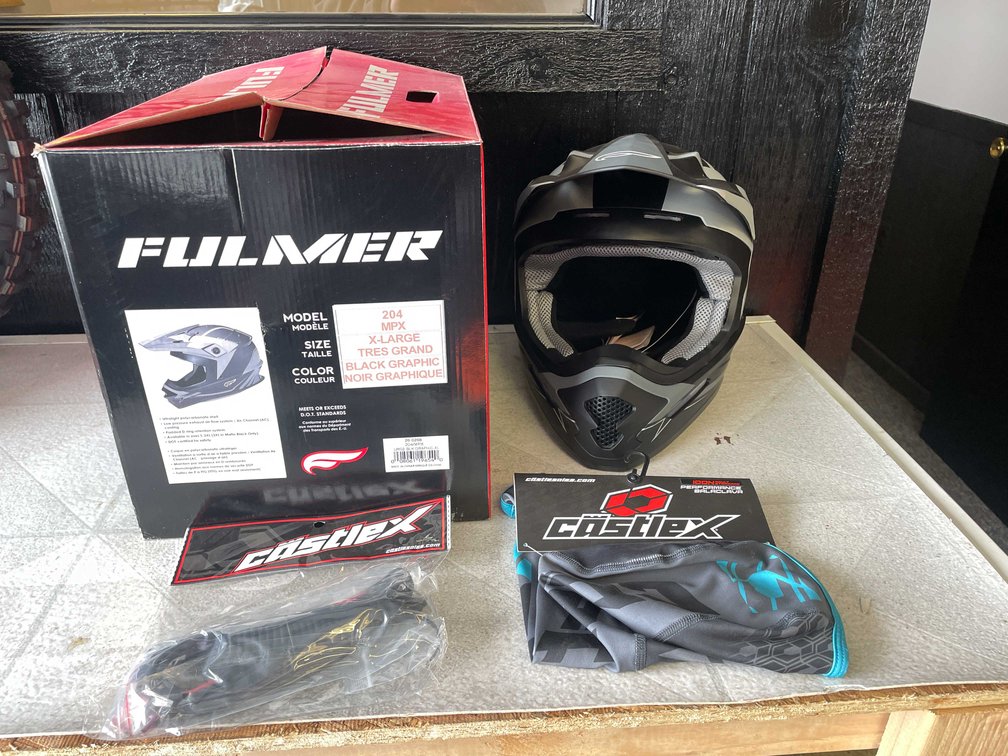 Fulmer Helmet & Neck Gaiter & Electric Shield Power Cord
