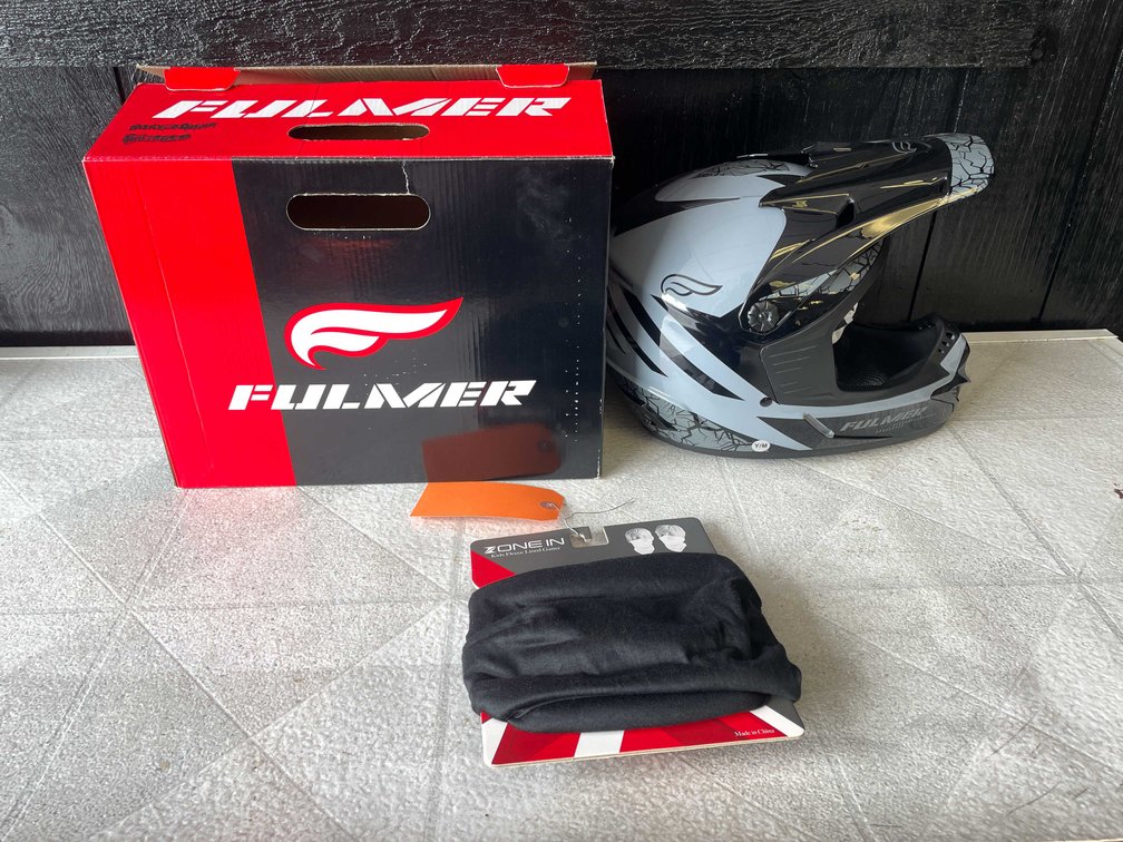 Fulmer Helmet & Neck Gaiter