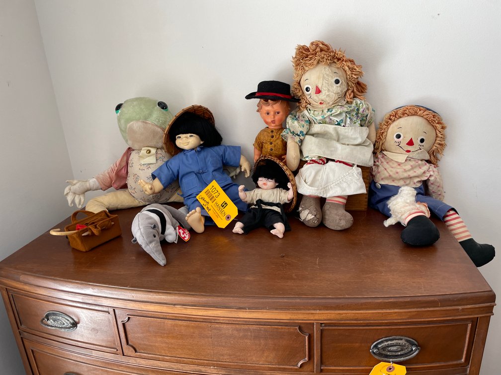 Various Dolls