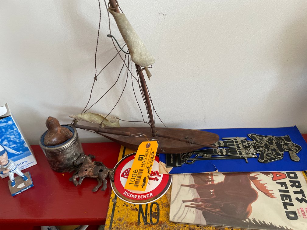 Assorted Decorative Items