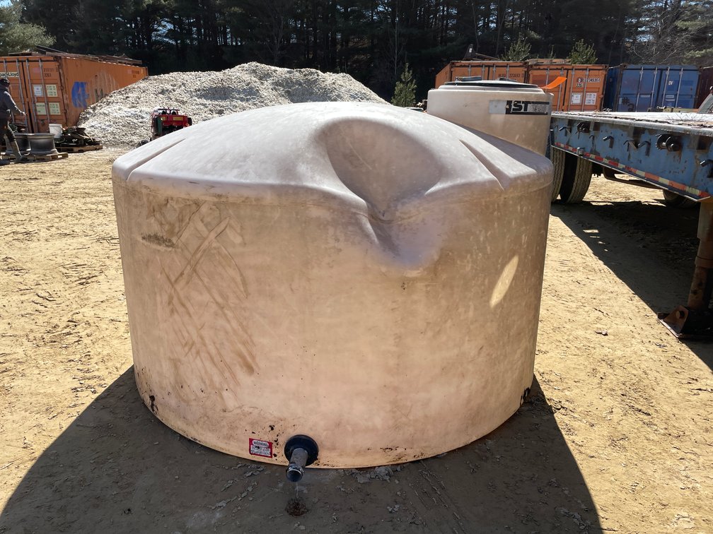 1,300-Gallon Water Tank