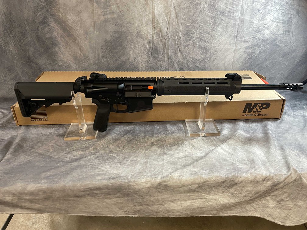Smith & Wesson  Volunteer X 308 WIN Semi-Auto Rifle, SN: KN88235