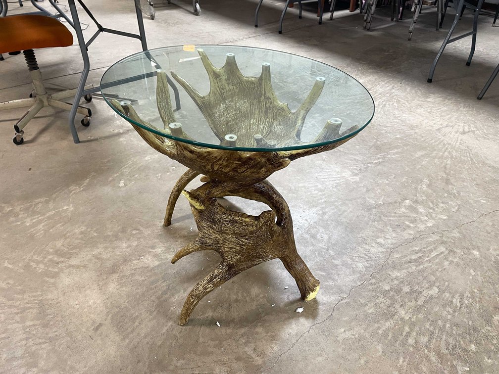 Moose Horn Paddle End Table