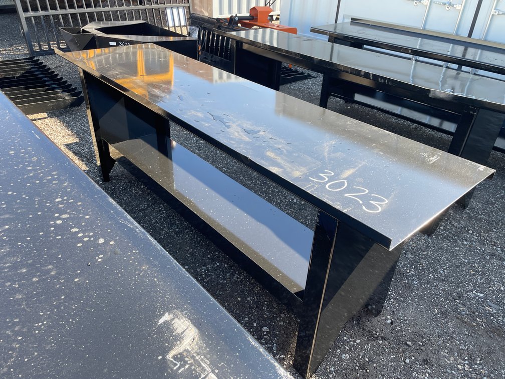 90" KC Workbench