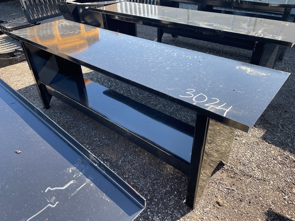 90" KC Workbench