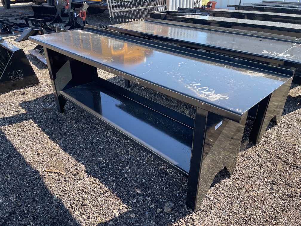 90" KC Workbench