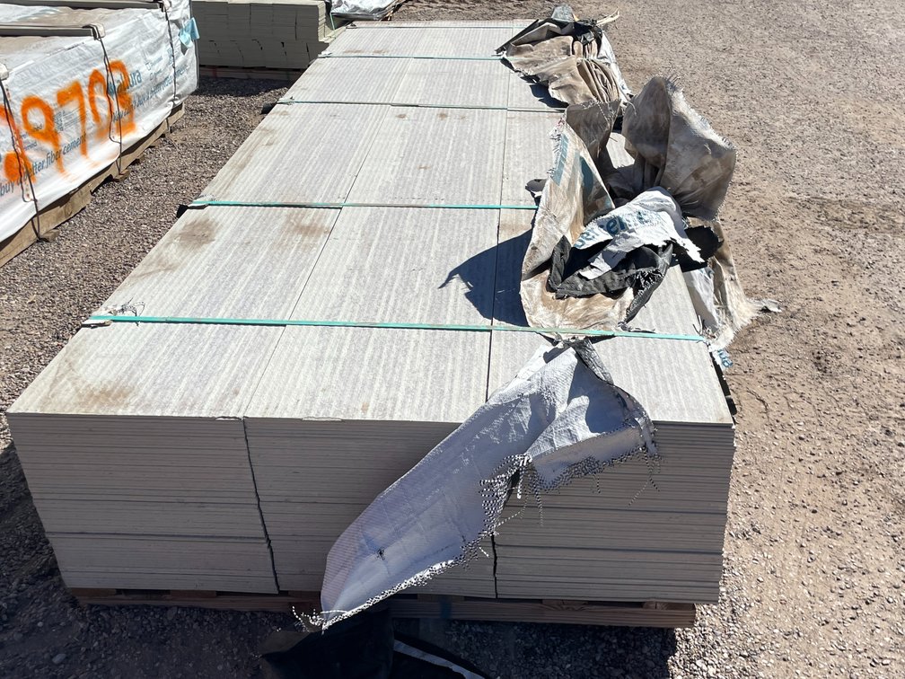 (Appx. 180 Pieces) ALLURA unvented fiber-cement 16" soffit bundle - Primed with Cedar grain texture
