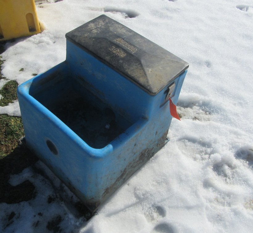 Lil Spring 3000 Waterer