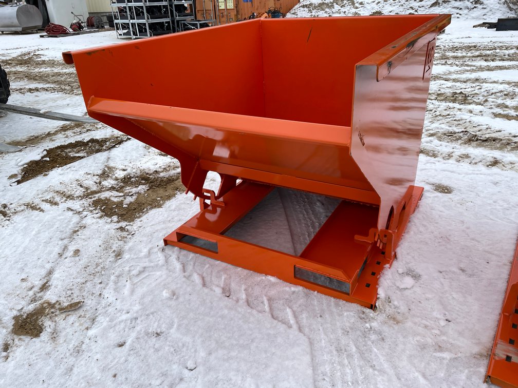 2 Yard Self Dumping Hopper