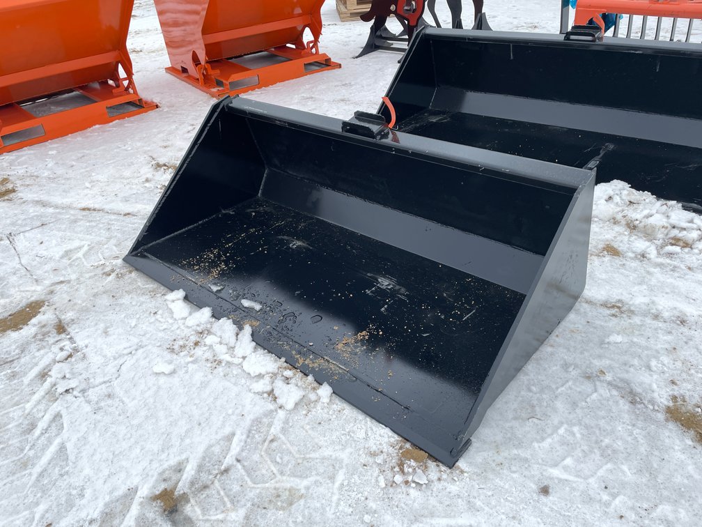 Skid Steer Mount 66" Bucket with Blade