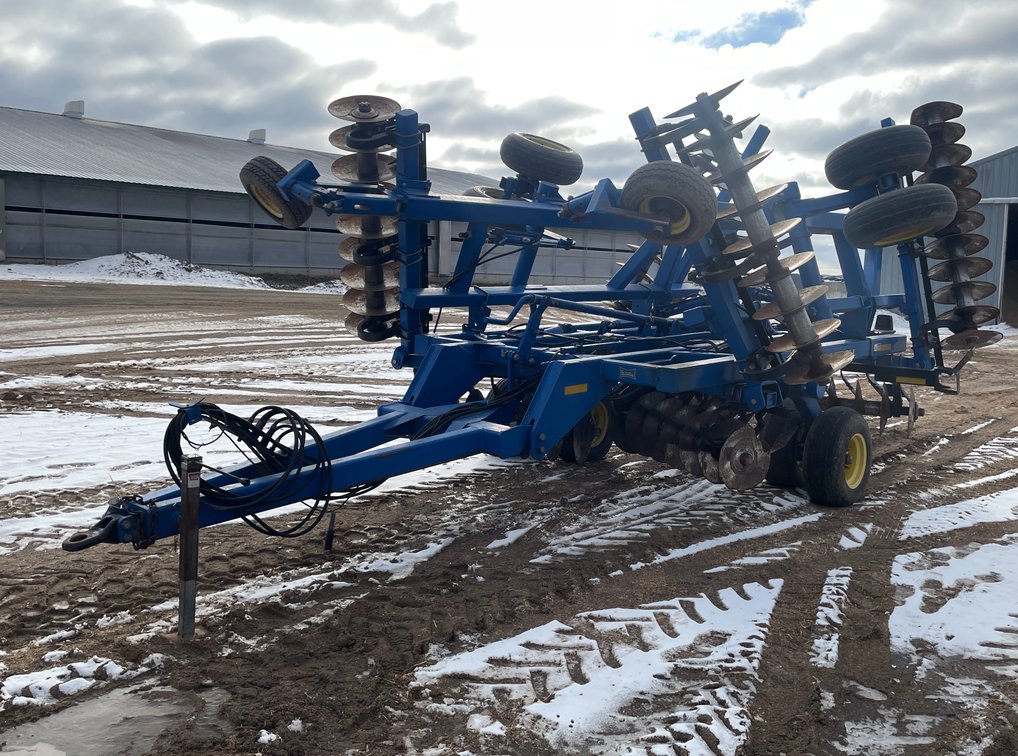 Landoll 6230 Heavy Duty Disk (Somerset, WI)