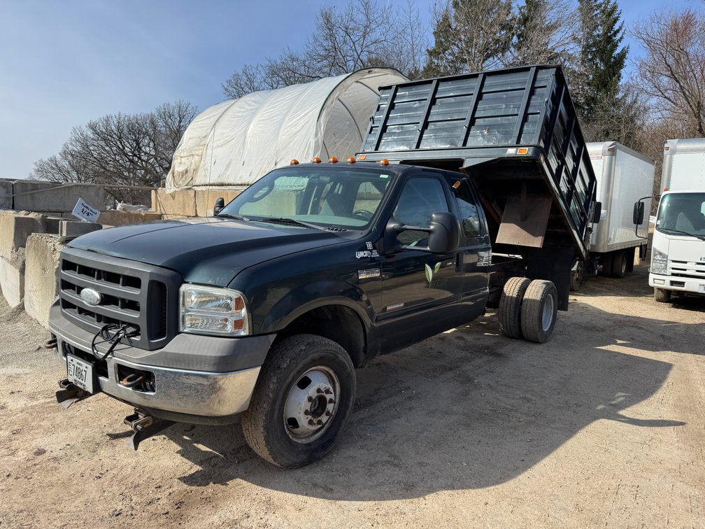 2005 Ford F350 XL Superduty Dump Truck, (Title in Delay)