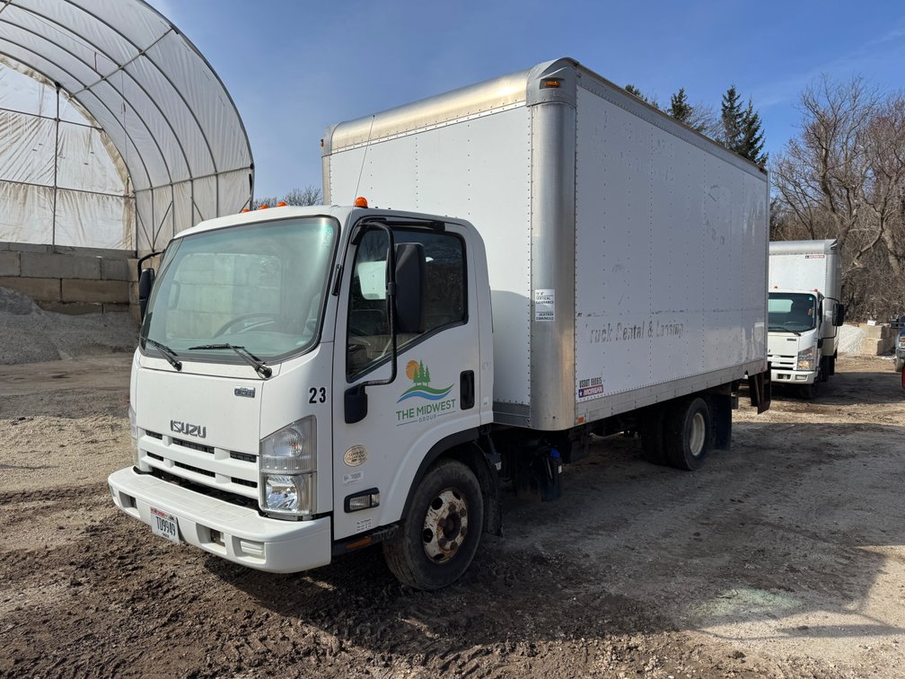 2014 Isuzu Cabover Box Truck (Has WI Title)