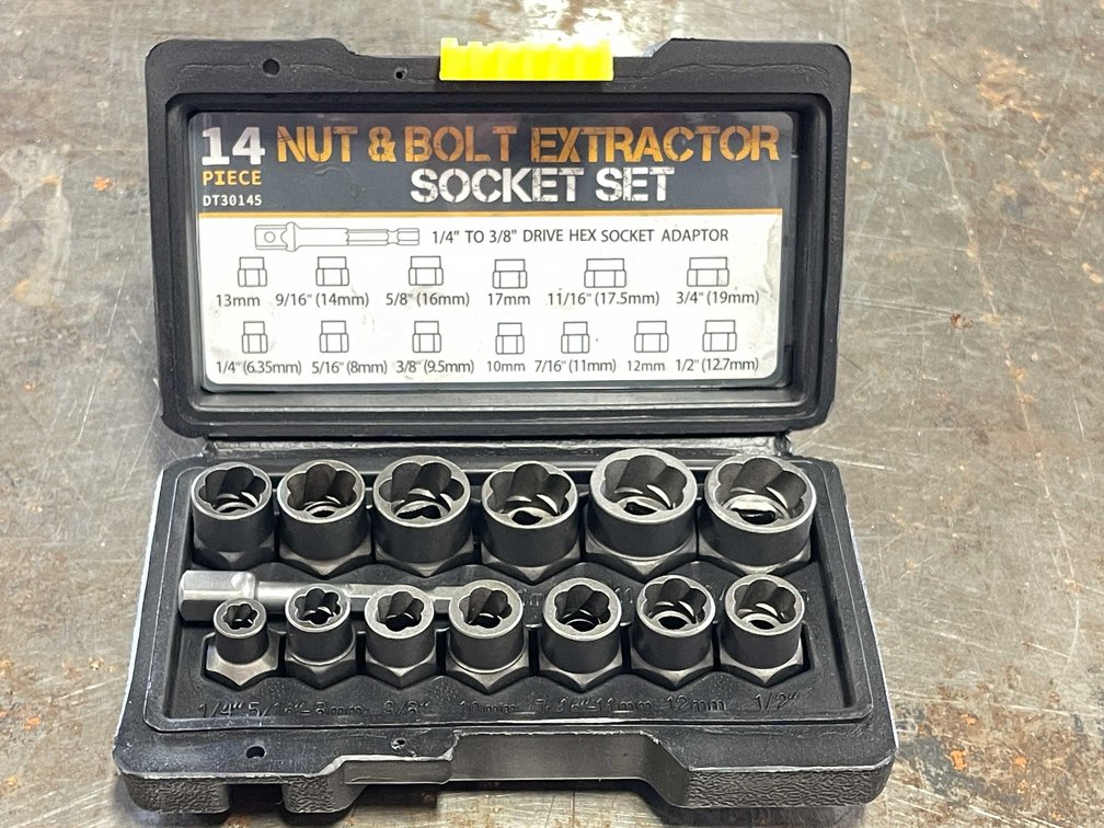 Nut Extractor Set (CW)