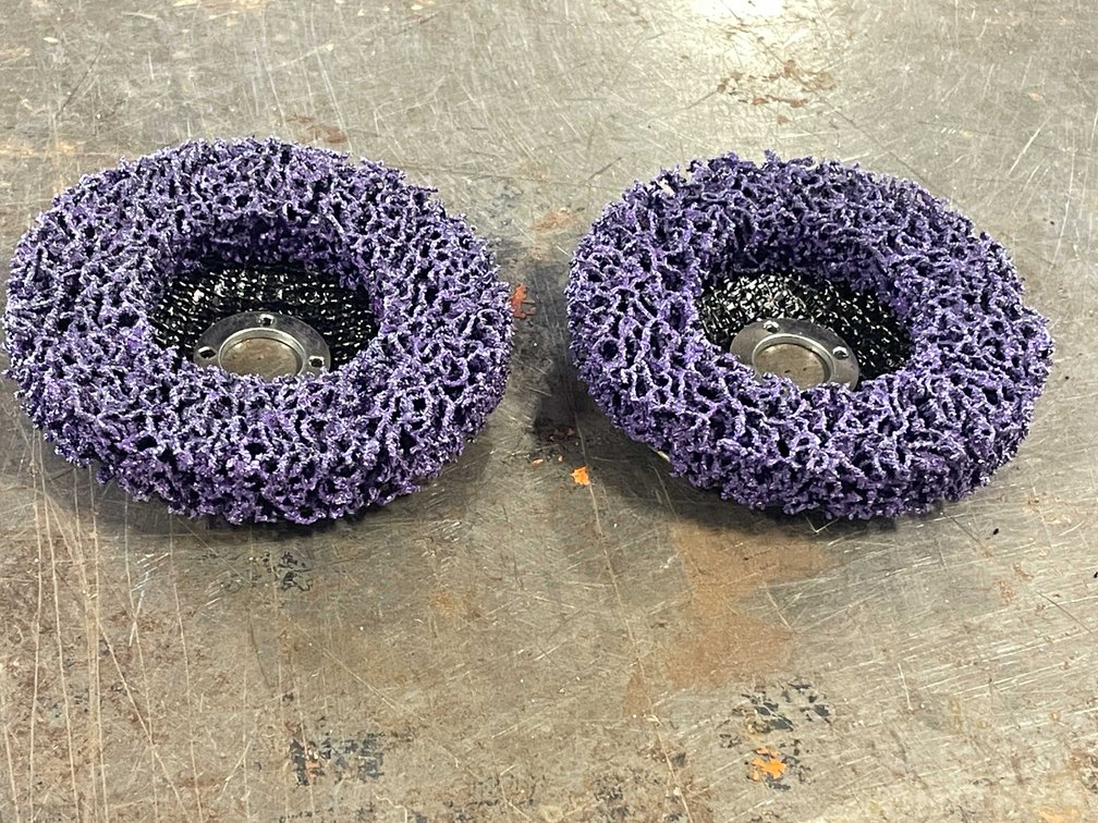 2 New Purple Strip Discs For Angle Grinder (CW)