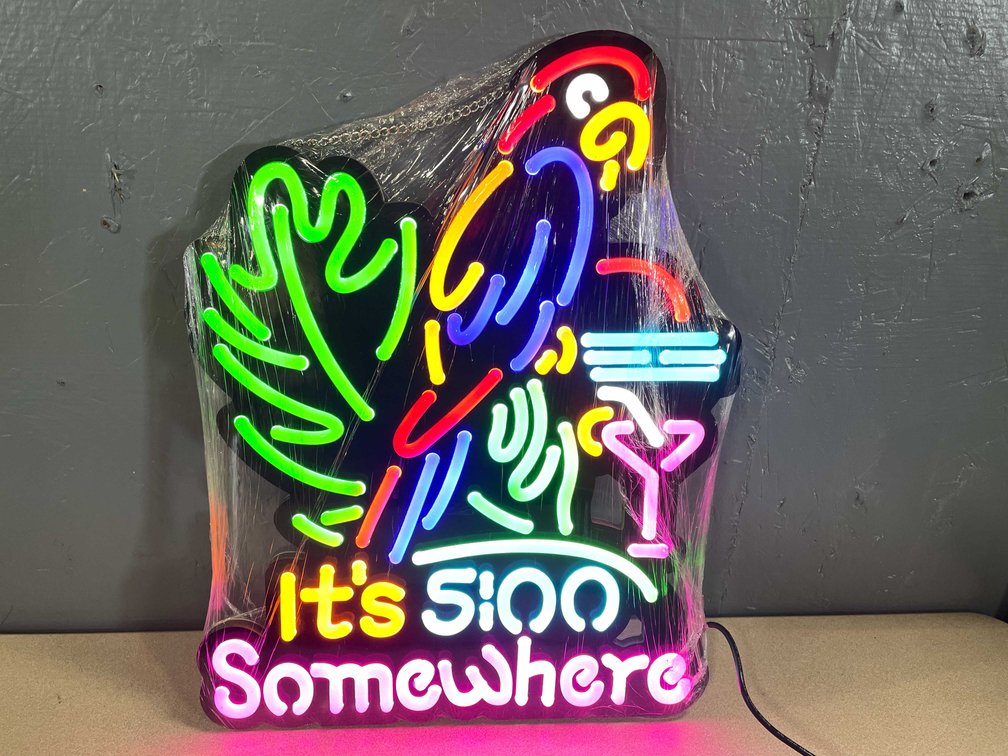 Neon Light "It's 5:00 Somewhere" (T2)
