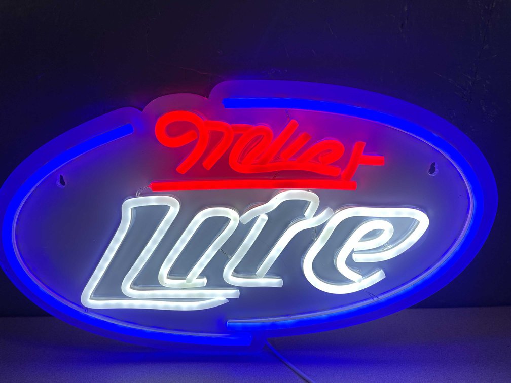 Neon Miller Lite Sign (T2)