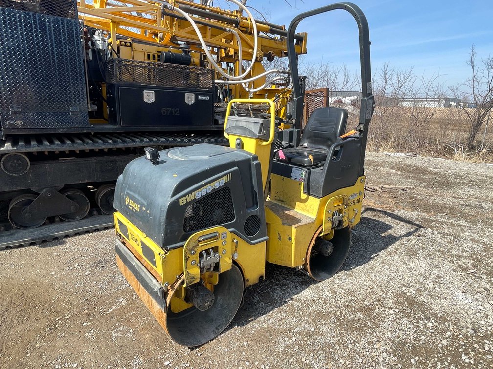 Bomag BW900-50 Double Drum Roller