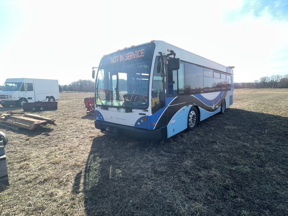 2007 Gillig Passenger Bus (Has WI Title)