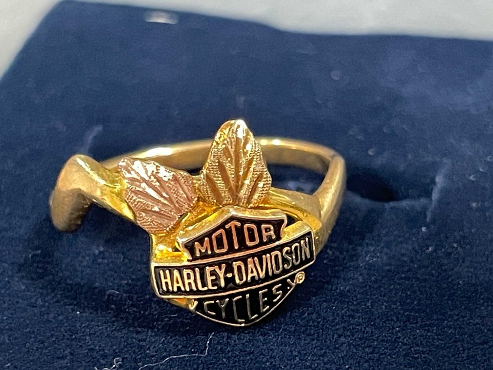 10K Harley Davidson Black Hills Gold Ring (FR1)