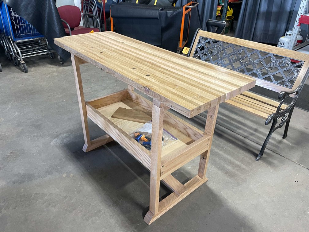 White Oak Woodworker Bench (D)