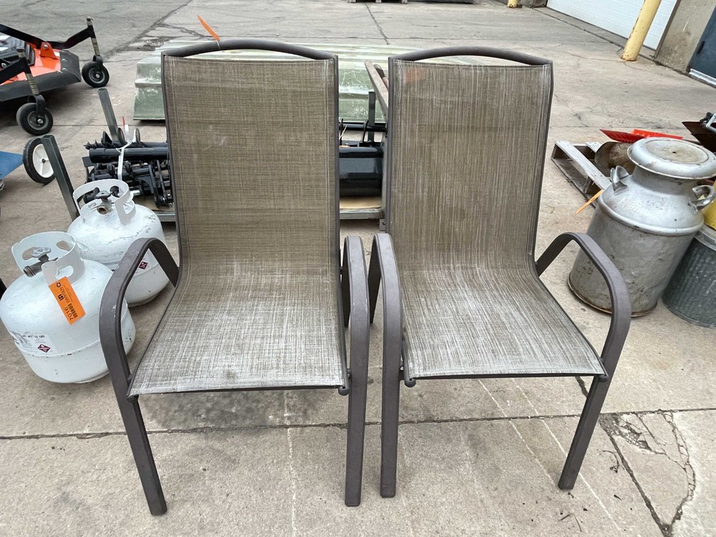 (2) Patio Chairs (O3)